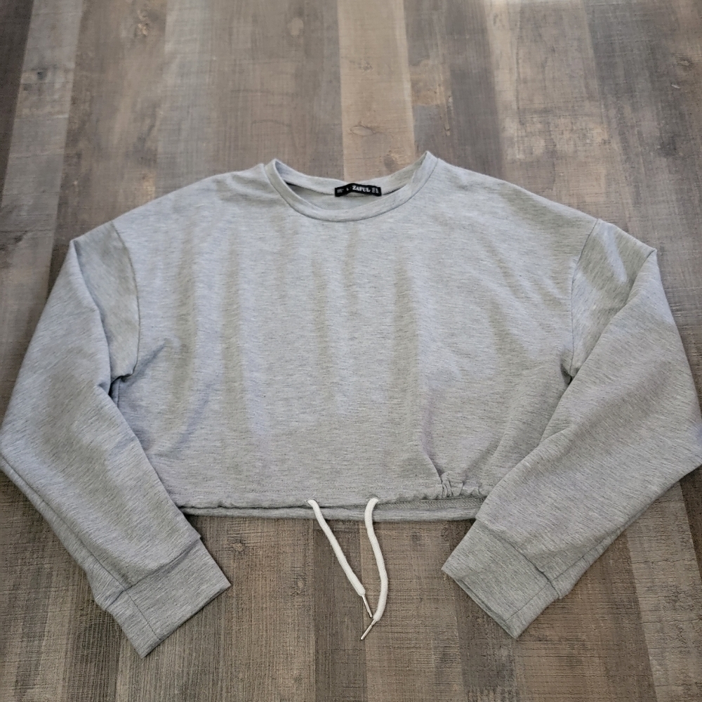 Zaful Cropped Drawstring crew size large